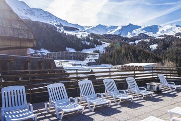 Sundeck