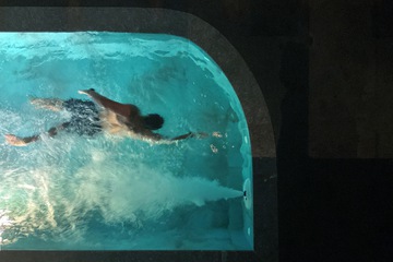 Exercise/lap pool