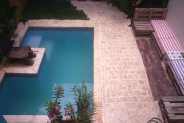 Photo 33