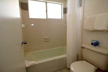 Photo 33