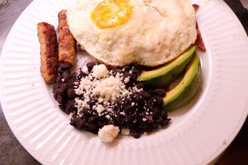 Breakfast meal
