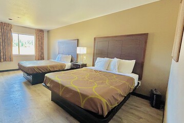 Room 8 of 27