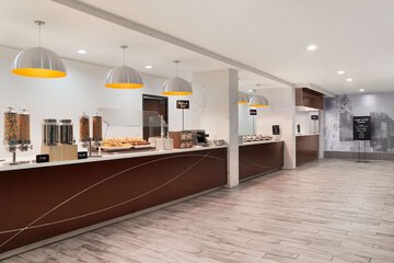 Breakfast/Coffee Service 32 of 37