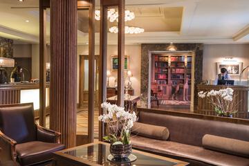 Concierge desk