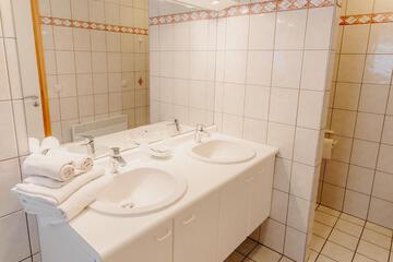 Photo 37
