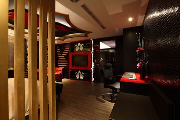In-room business center