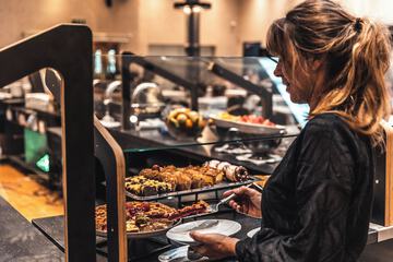 Breakfast buffet