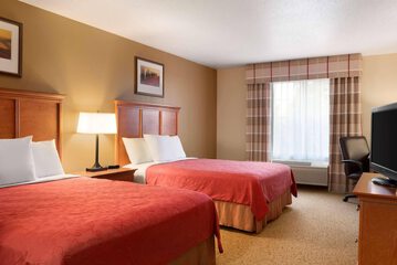 Country Inn & Suites by Radisson Sycamore, IL