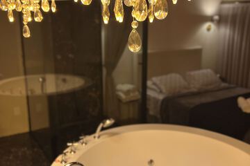 Private spa tub