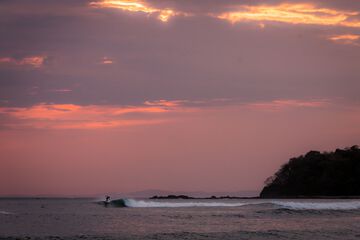 Surfing/boogie boarding