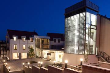 Front of property - evening/night