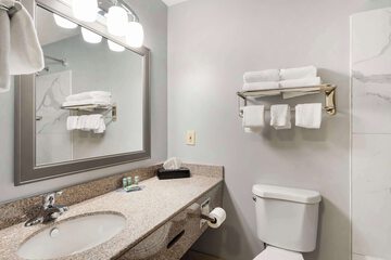 Room 14 of 27