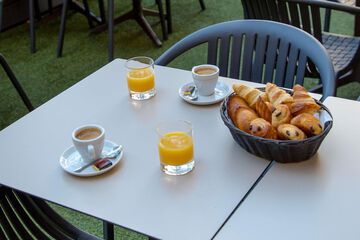 Breakfast area