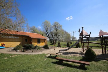 Children's play area - outdoor