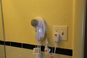 Bathroom amenities