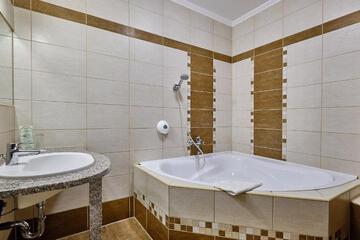 Photo 34