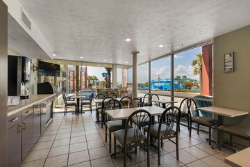 restaurant cafeteria