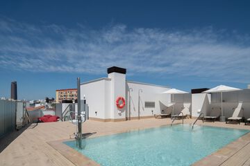 Rooftop pool