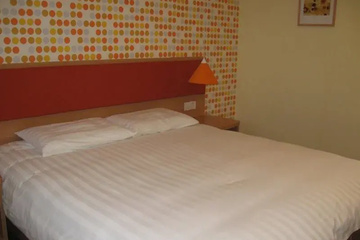 guest_rooms