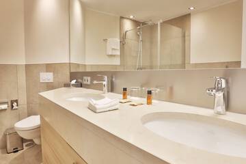 Bathroom amenities
