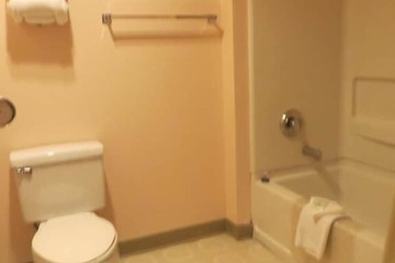 Room 21 of 27