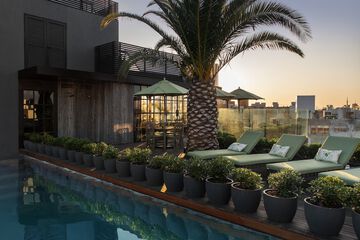 Rooftop pool