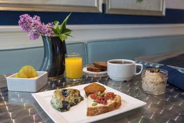 Breakfast meal