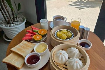 Breakfast meal