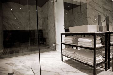 Steam room