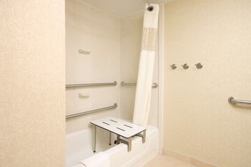 Room 8 of 30