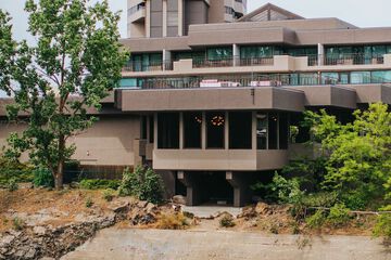 Hotel 4 of 69