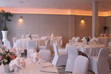 Indoor wedding
