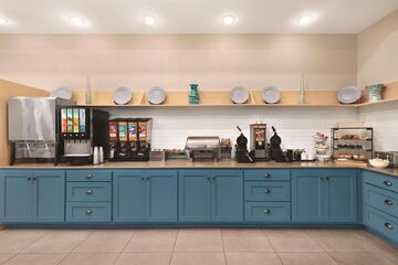 Breakfast/Coffee Service 20 of 26