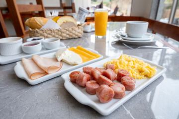 Breakfast meal