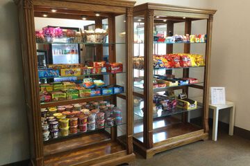 Snack bar