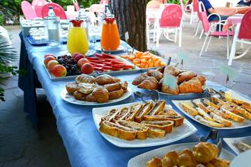 Breakfast meal