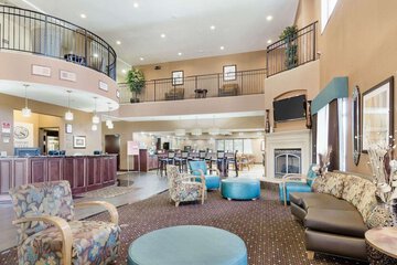 Hotel Interior 7 of 34