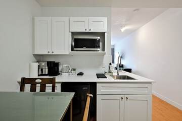 Private kitchenette