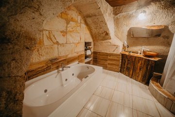 Jetted tub