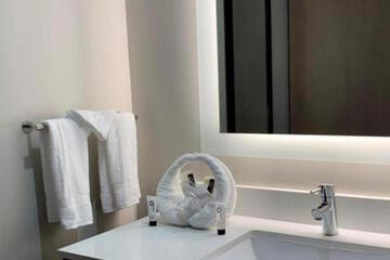 Photo 33
