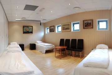 hotel_rooms