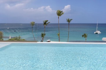 Rooftop pool