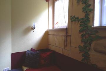 Photo 33