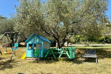 Photo 44