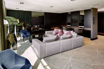 Executive lounge