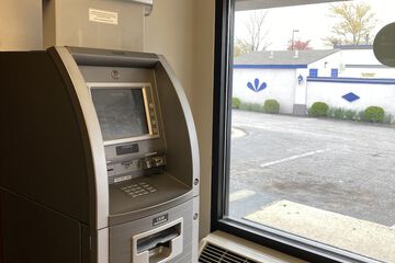 ATM/banking on site