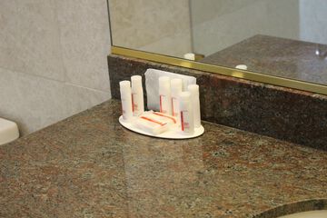 Bathroom amenities