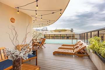 Rooftop pool