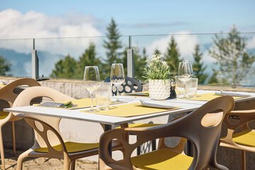 Sundeck