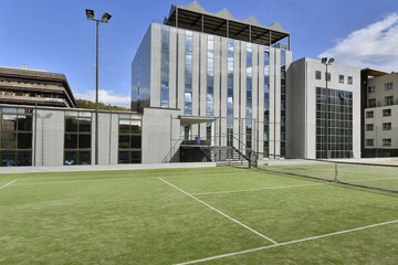 Tennis court